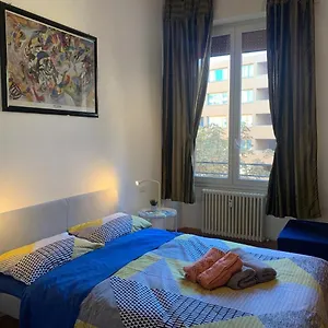 Flat Beetwen Centre And Railway Station!! Apartment